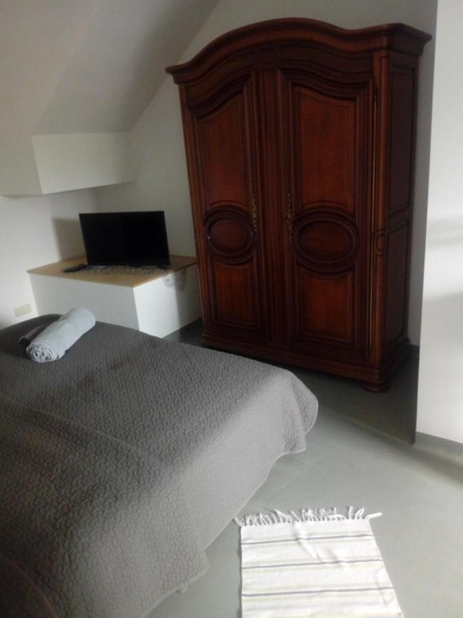 La Vieille Tour Hotel Hotton Esterno foto
